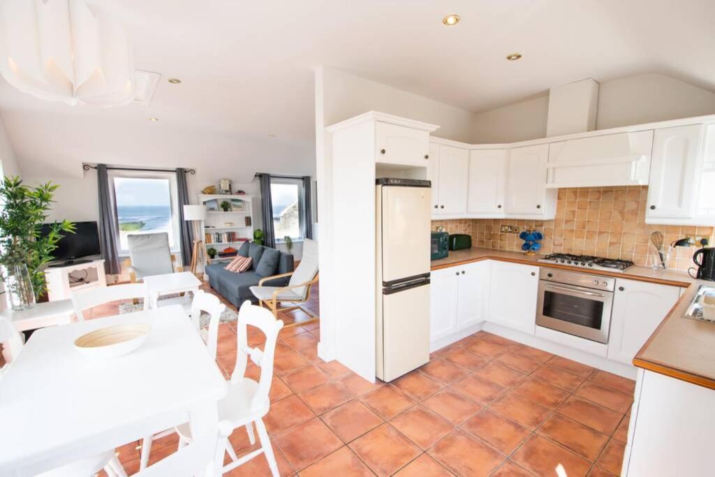 Holiday home Fishermans Stunning Two Bedroom With Views Close To Town