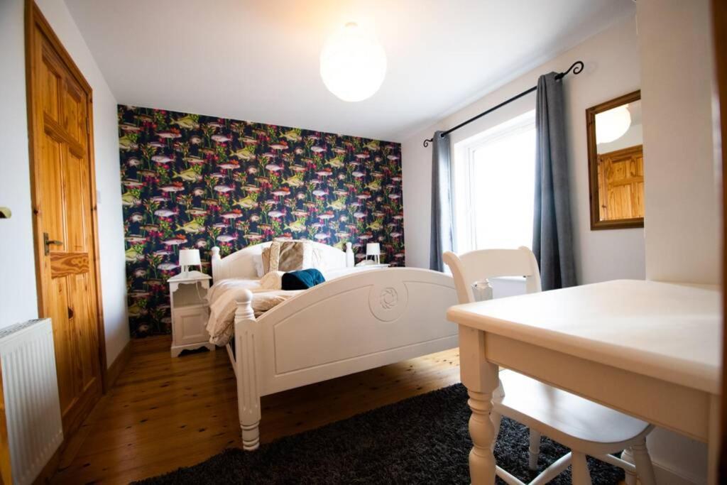 Fishermans Stunning Two Bedroom With Views Close To Town Holiday home Bundoran