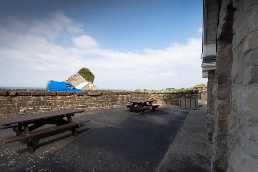 Fishermans Stunning Two Bedroom With Views Close To Town Holiday home